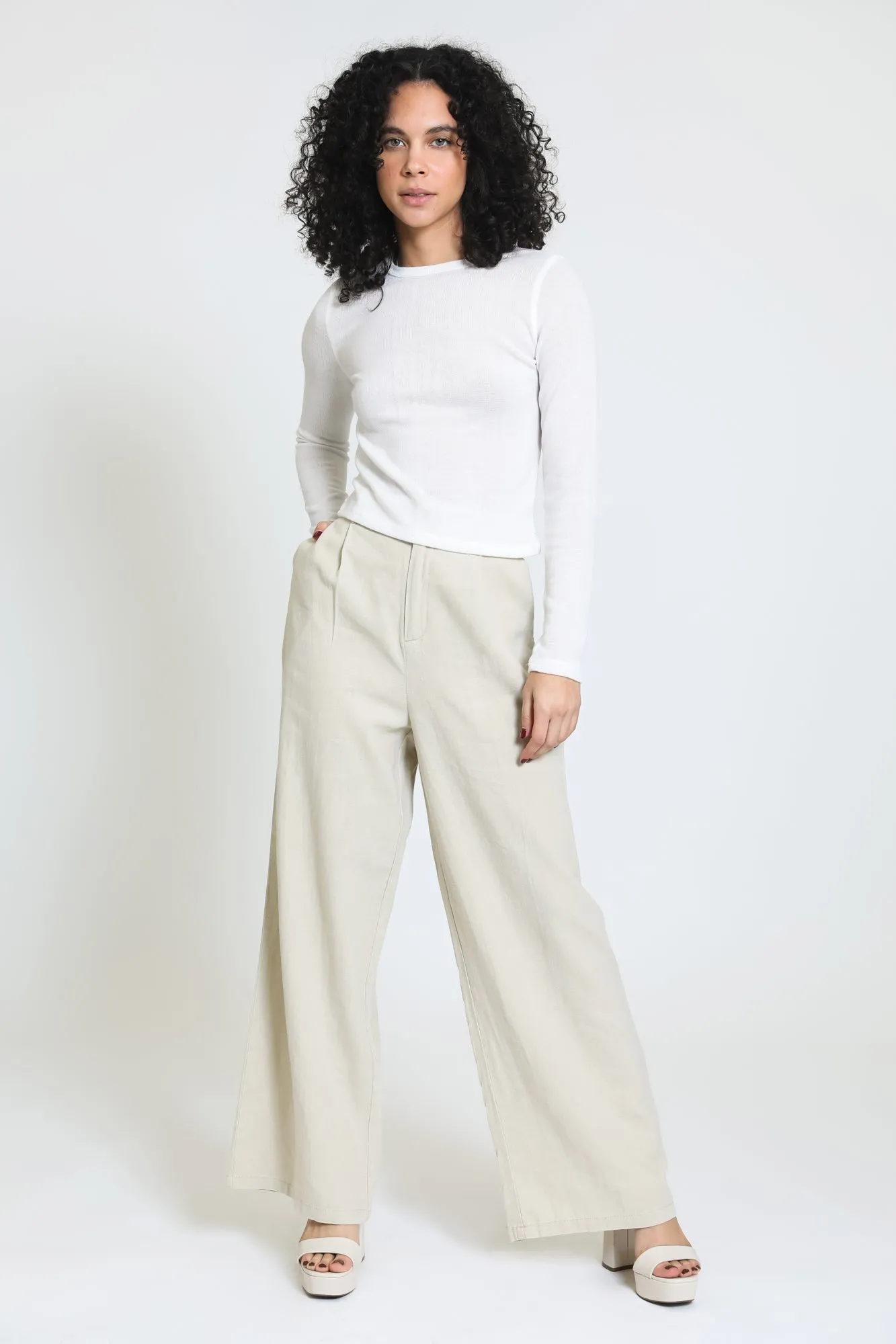 PLEATED WIDE LEG TROUSER - SAND