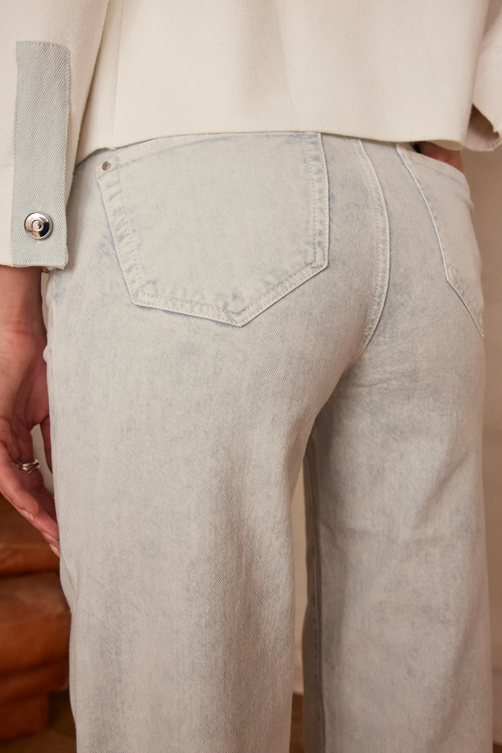 SANDY SKY BLUE FLARED JEANS